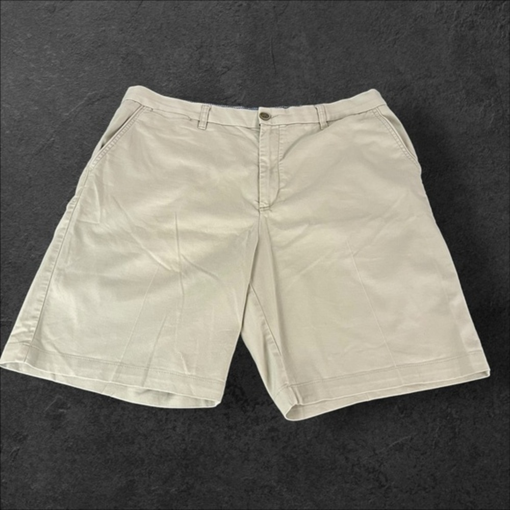 TOMMY BAHAMA Shorts Men's 38 Classic Fit Cotton Casual Tan (794)